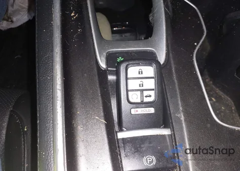 2021 Honda Accord Touring z USA, uszkodzony, nr VIN 1HGCV2F92MA019716